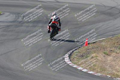 media/Apr-20-2025-AHRMA (Sun) [[393a79c373]]/Race/group 10 early race/Turn 4b/
